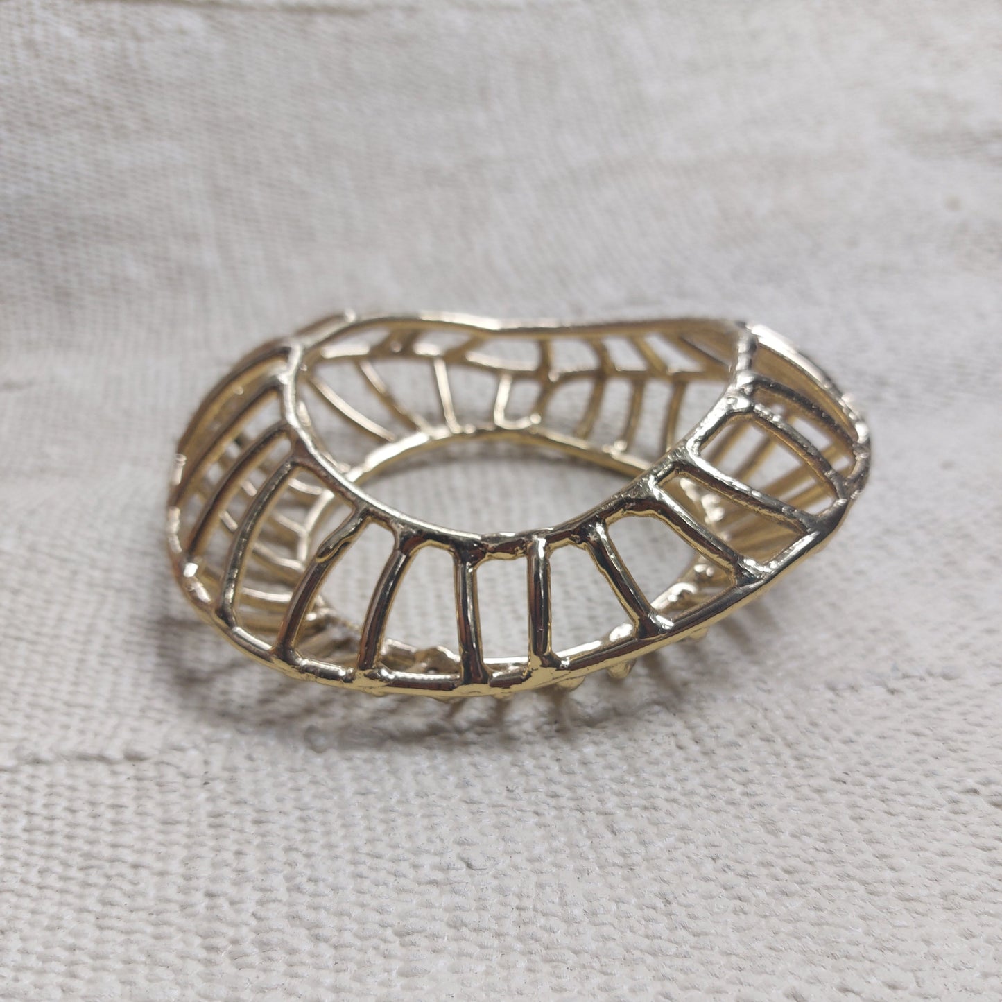 FISHBONE BANGLE 2