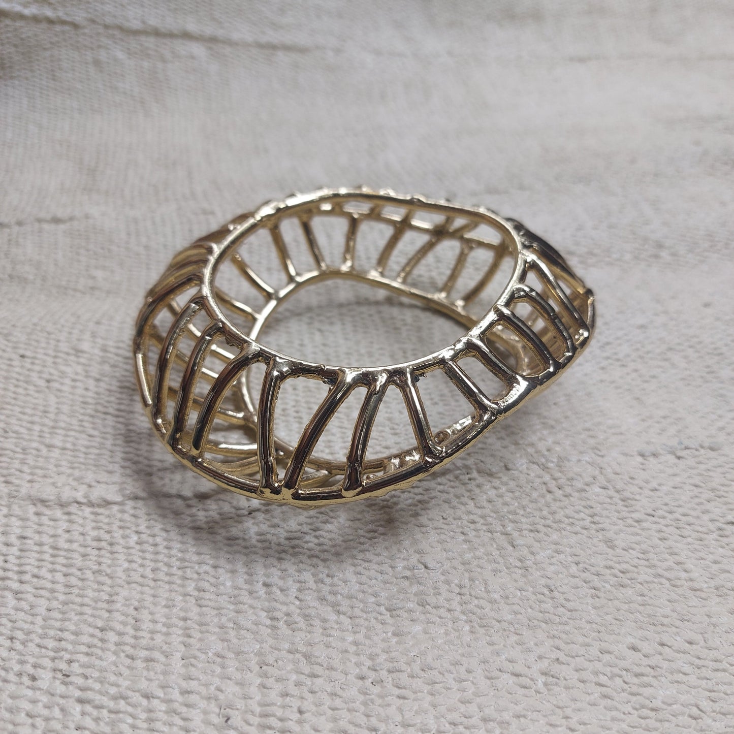 FISHBONE BANGLE 2