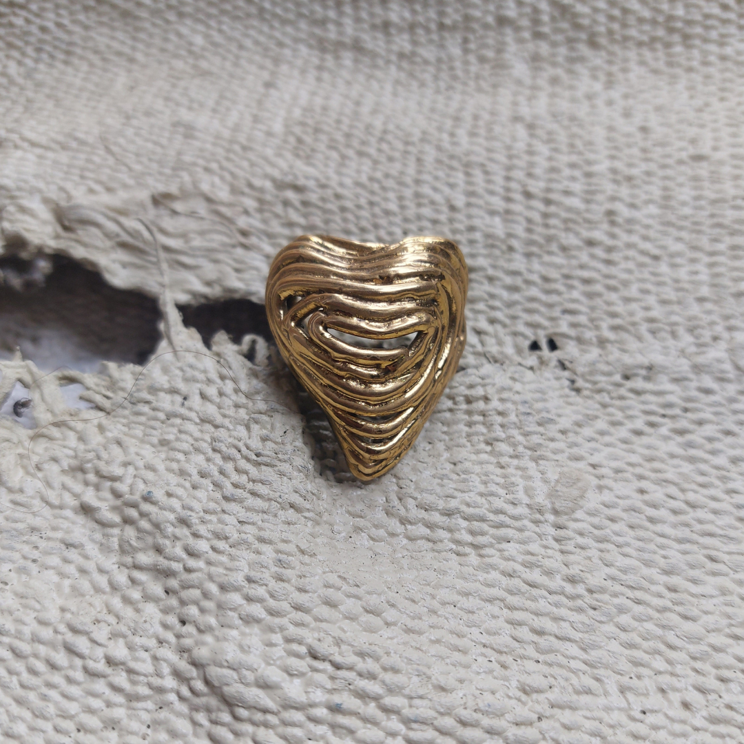 Made in Africa Gros Coeur Mask filigree cocktail ring by ROKUS. Chunky abstract heart shaped ring